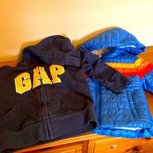 BUNDLE 2T Boys hoodie and puffer jacket